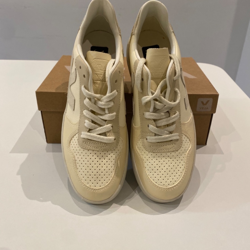 Veja V-10 Chromefree Leather in Multicolor/Cashew/Pierre sz 39EU/8US New in Box - Picture 5 of 7